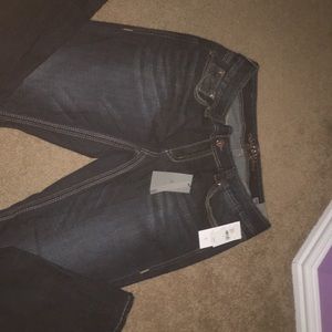 Melissa McCarthy’s boot jeans